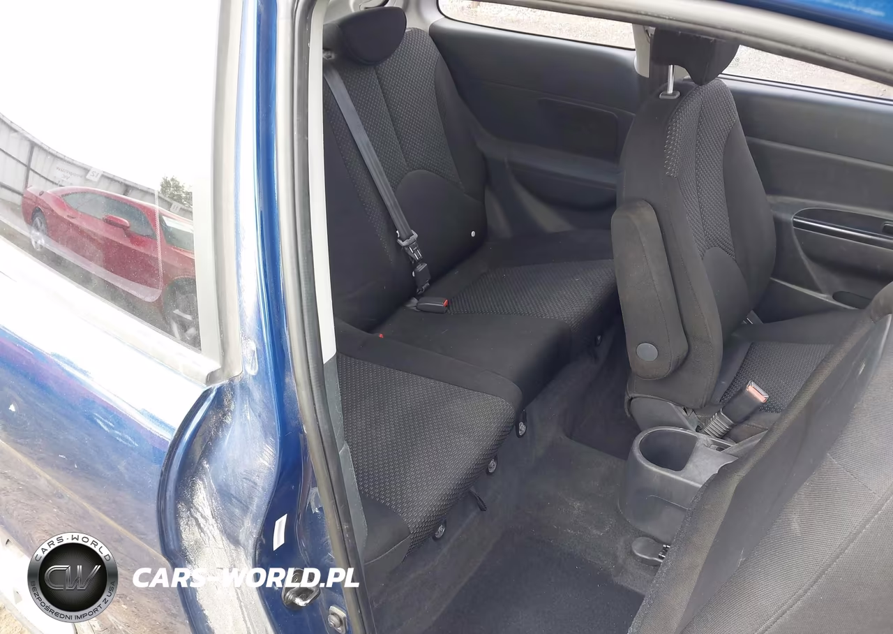 2007 Hyundai Accent Gs VIN:KMHCM36C87U015820 - 8