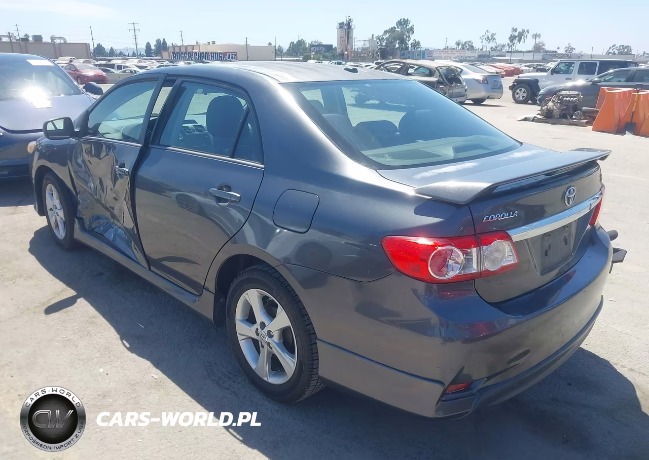 2012 Toyota Corolla S VIN:2T1BU4EE0CC903073 - 3