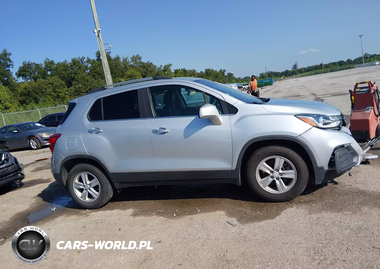 2020 Chevrolet Trax Fwd Lt VIN:3GNCJLSBXLL317390 - 13