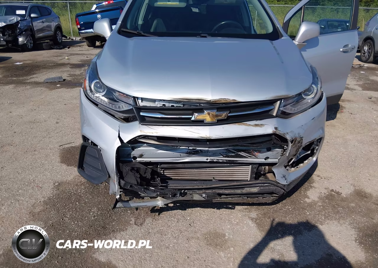 2020 Chevrolet Trax Fwd Lt VIN:3GNCJLSBXLL317390 - 6