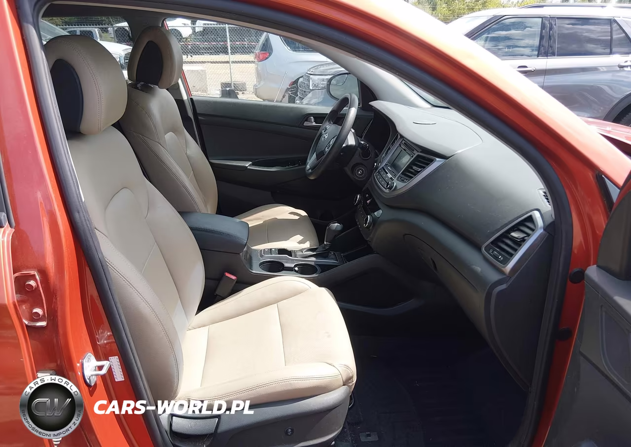 2017 Hyundai Tucson Se VIN:KM8J33A4XHU594580 - 5