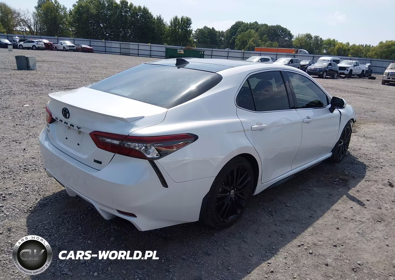 2021 Toyota Camry Xse VIN:4T1K61AK8MU415185 - 4