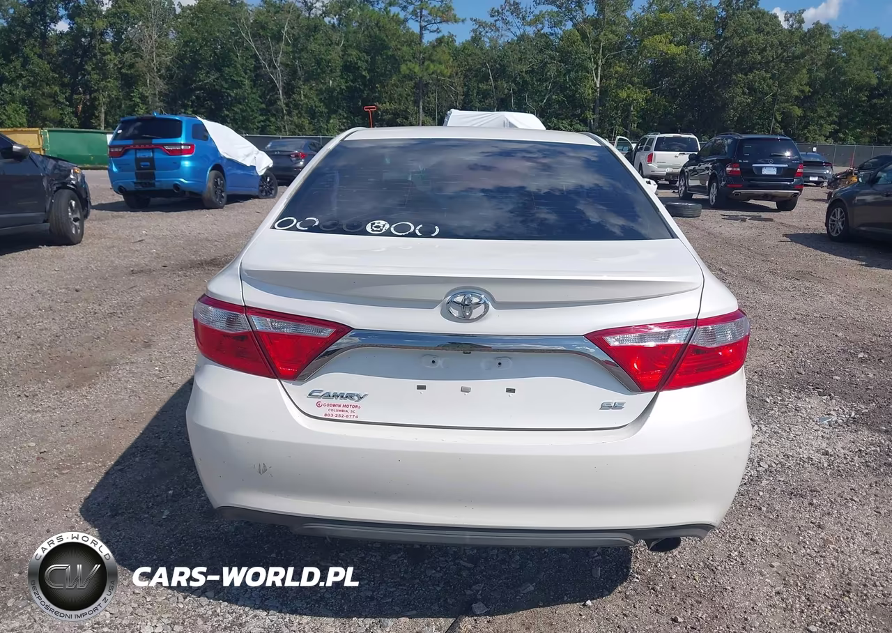 2016 Toyota Camry Se VIN:4T1BF1FK5GU160718 - 16