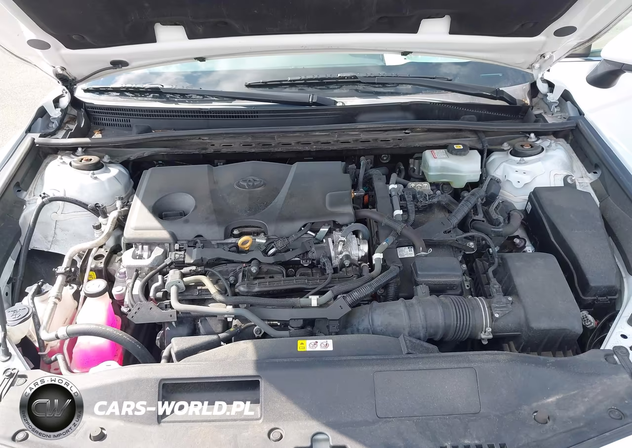 2021 Toyota Camry Le Hybrid VIN:4T1C31AK8MU563396 - 10