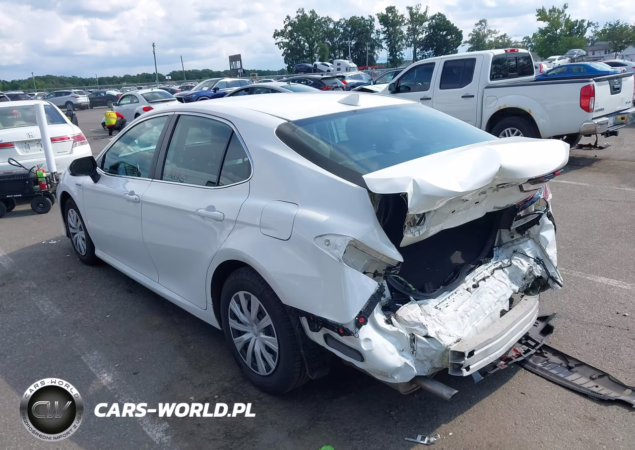 2021 Toyota Camry Le Hybrid VIN:4T1C31AK8MU563396 - 3