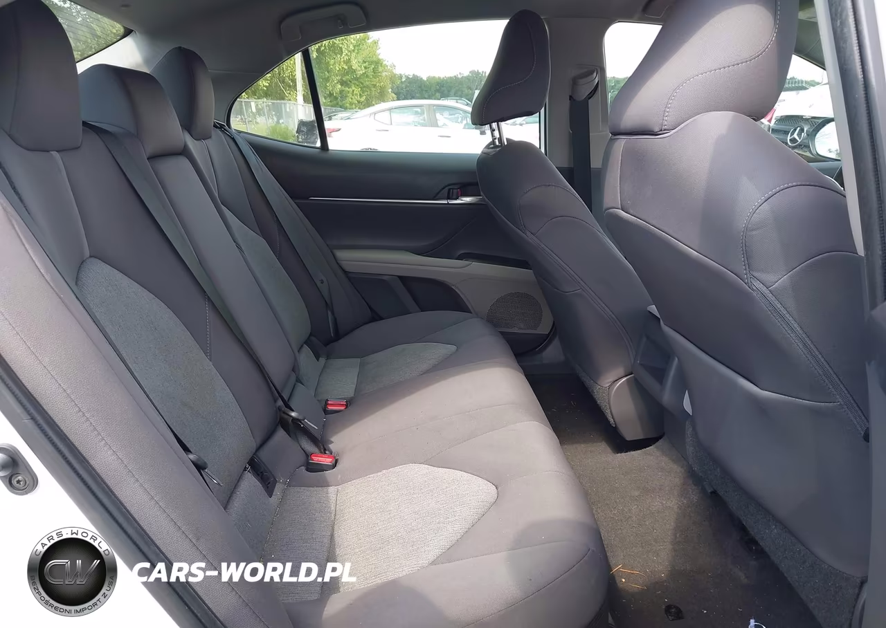 2021 Toyota Camry Le Hybrid VIN:4T1C31AK8MU563396 - 8