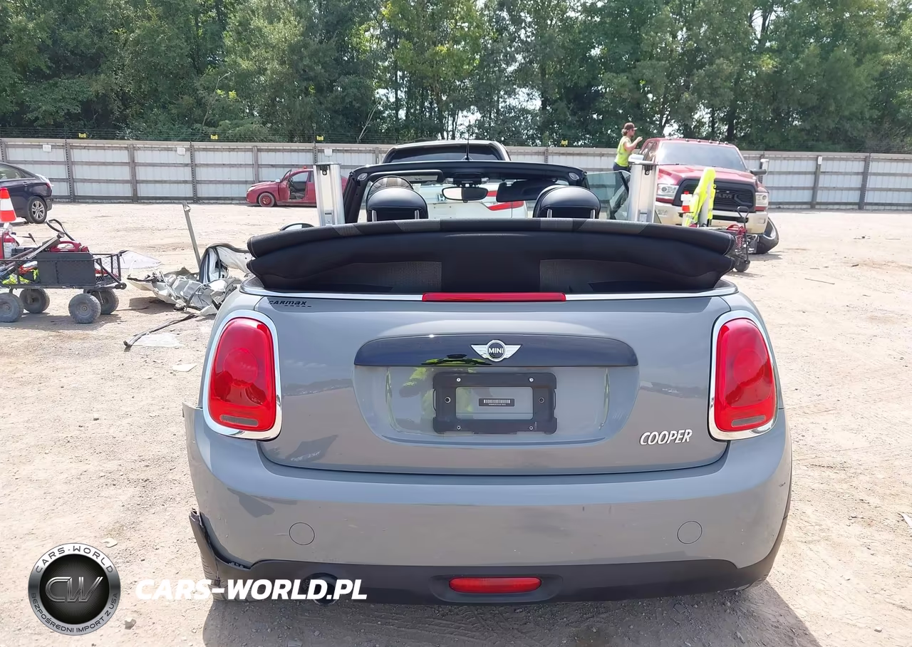 2016 Mini Convertible Cooper VIN:WMWWG5C51G3C19018 - 16