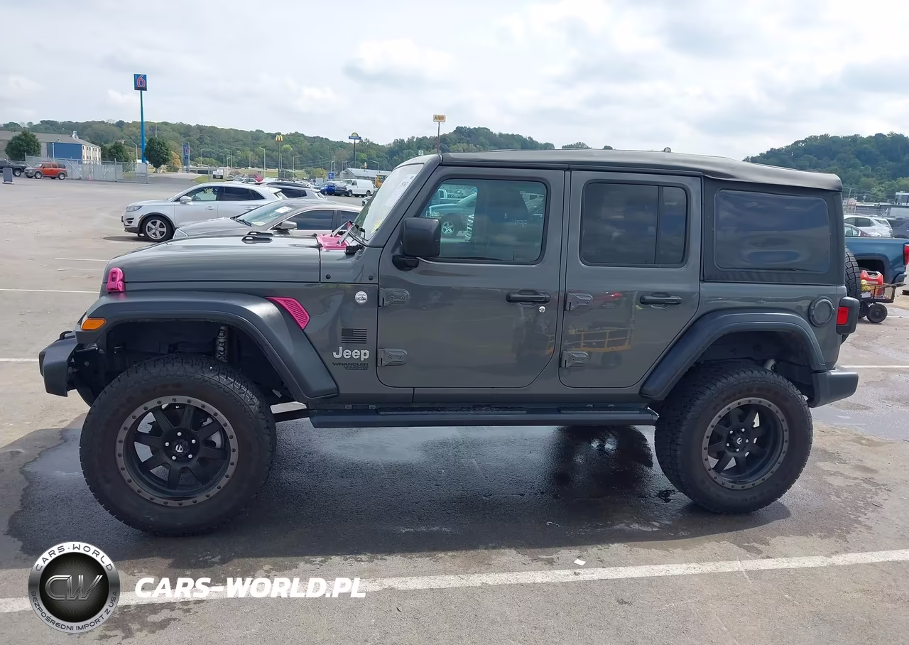 2020 Jeep Wrangler Unlimited Sport S 4X4 VIN:1C4HJXDG8LW266867 - 14