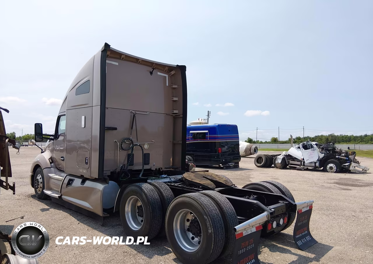 2021 Kenworth T680 *Mark’s Driveaway * VIN:1XKYD49X4MJ444341 - 14