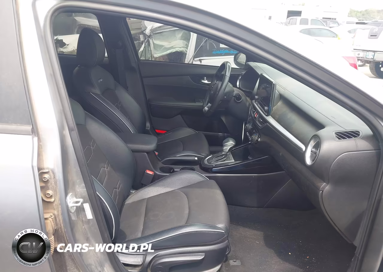 2023 Kia Forte Gt-Line VIN:3KPF54AD1PE645813 - 5