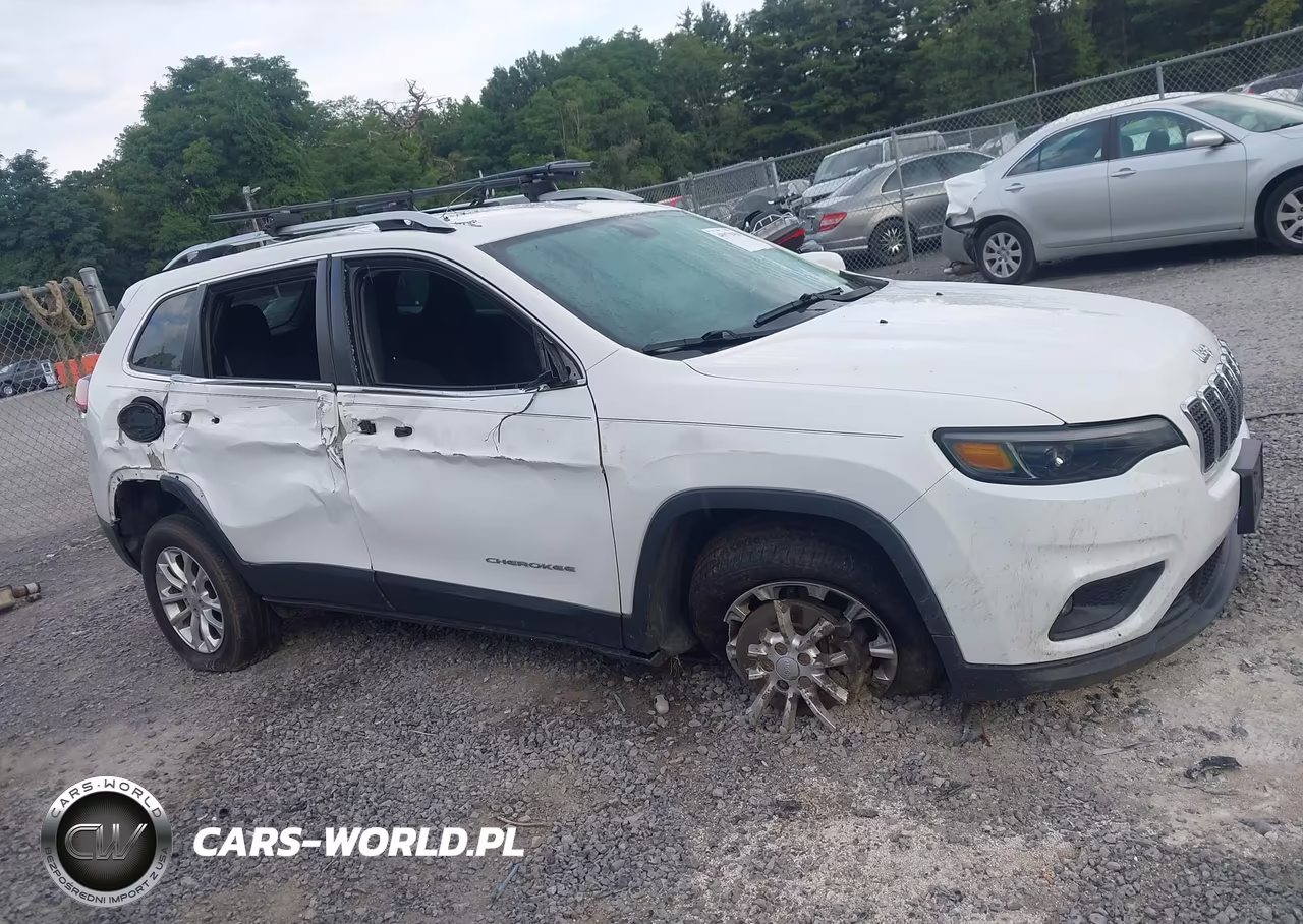 2019 Jeep Cherokee Latitude 4X4 VIN:1C4PJMCB9KD310966 - 13