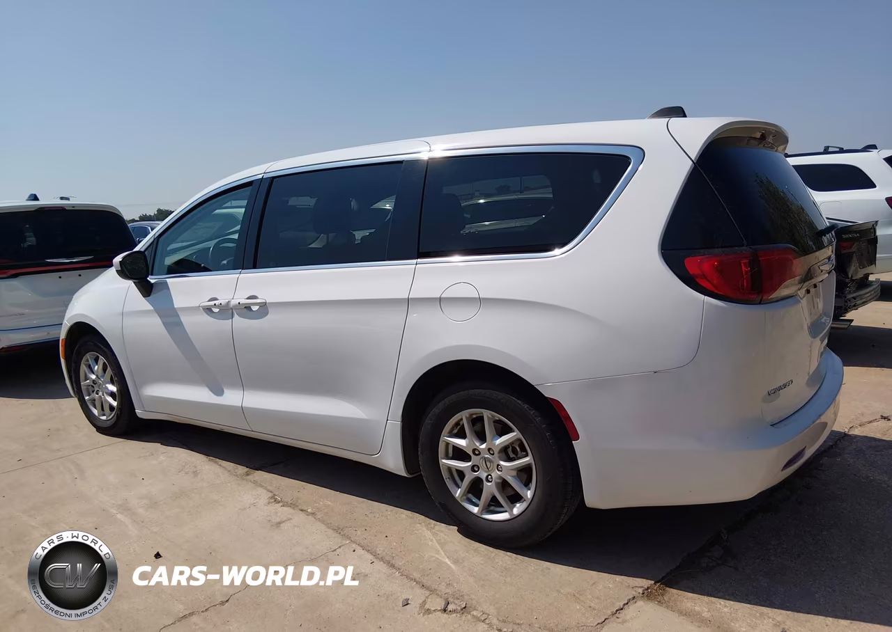 2023 Chrysler Voyager Lx VIN:2C4RC1CG9PR596805 - 14