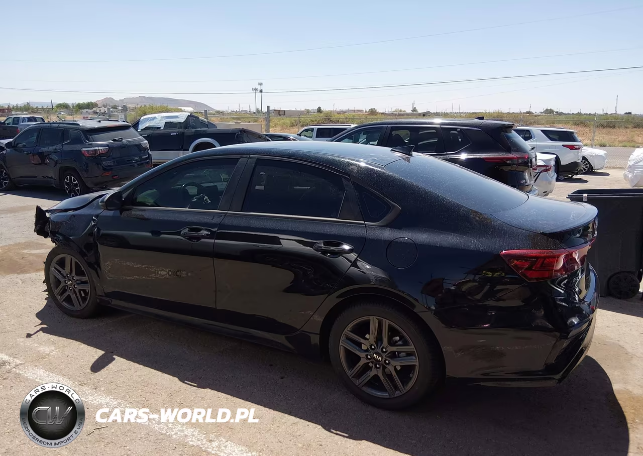 2021 Kia Forte Gt-Line VIN:3KPF34AD5ME326500 - 13