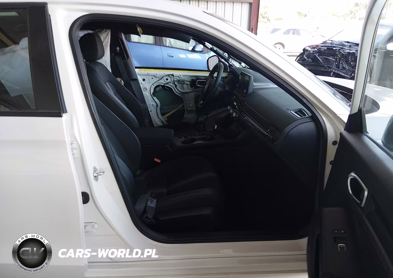 2026 Honda Civic Sport VIN:19XFL2H84TE002983 - 5