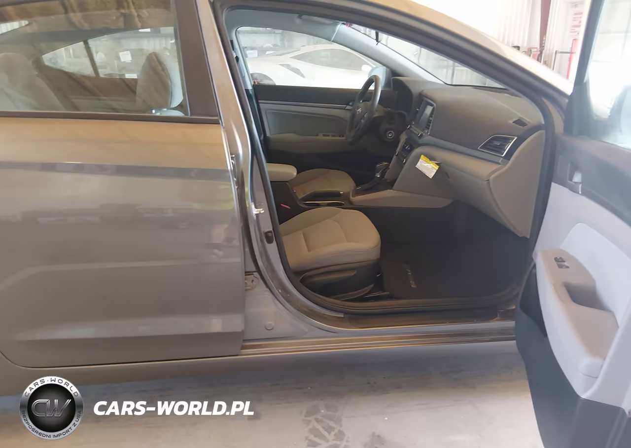 2018 Hyundai Elantra Sel VIN:5NPD84LFXJH380051 - 5