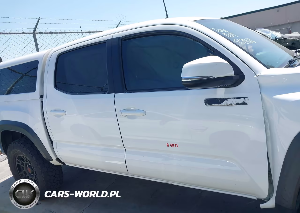 2017 Toyota Tacoma Trd Pro VIN:5TFCZ5AN1HX059085 - 14