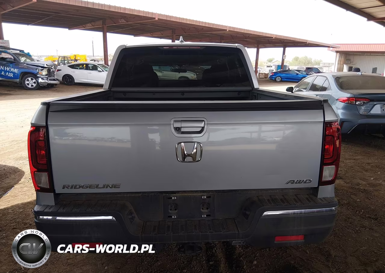 2019 Honda Ridgeline Sport VIN:5FPYK3F18KB041275 - 16