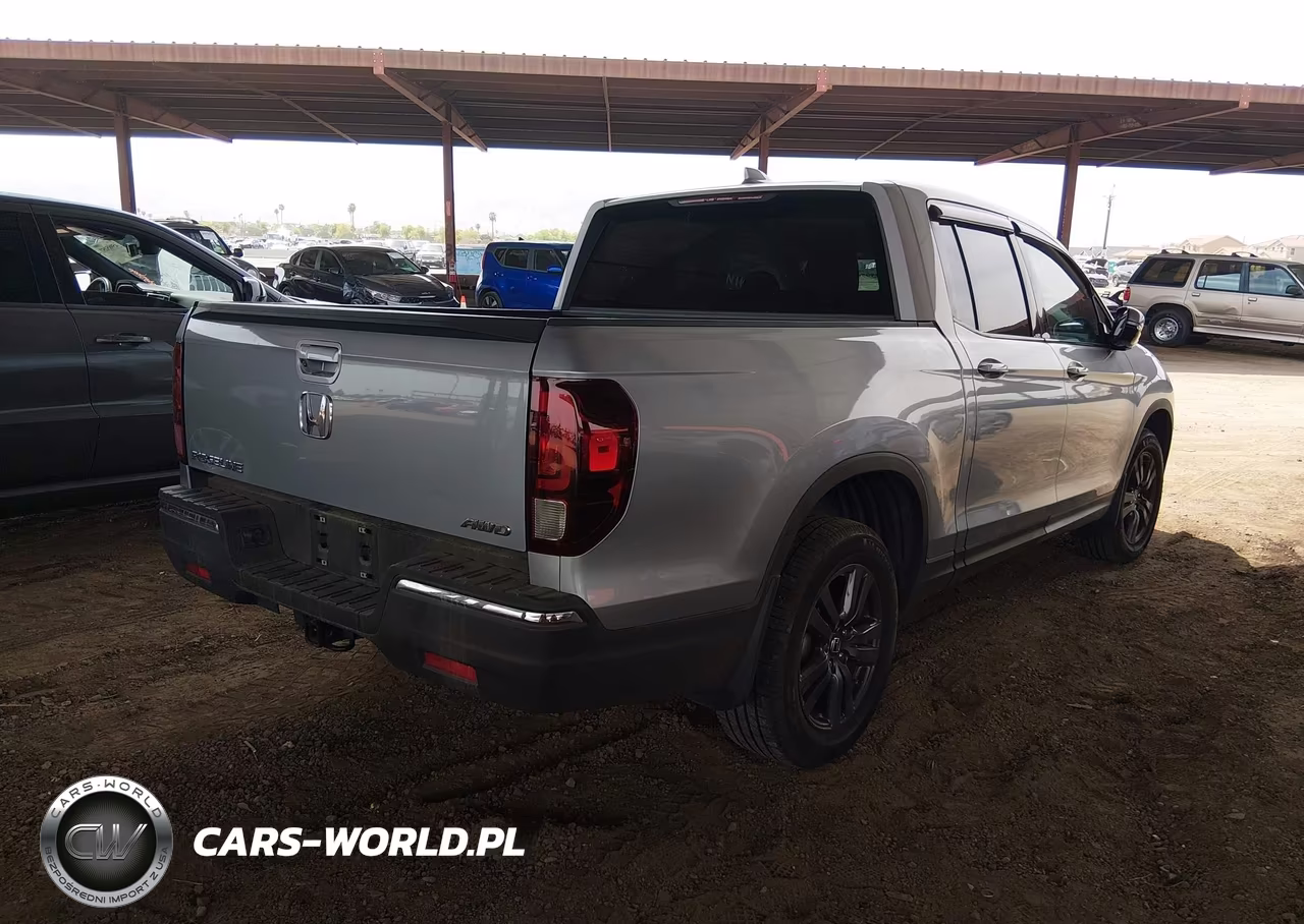 2019 Honda Ridgeline Sport VIN:5FPYK3F18KB041275 - 4