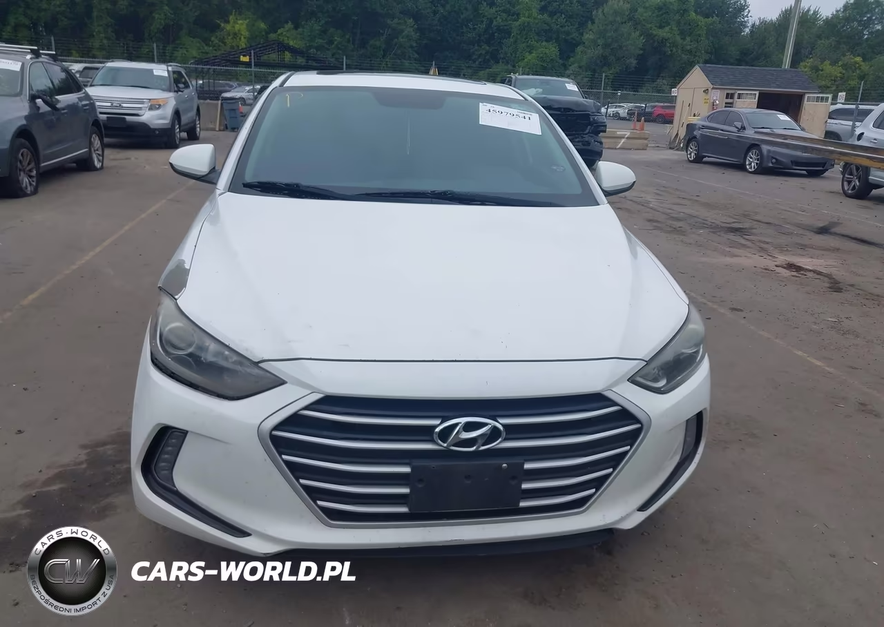 2017 Hyundai Elantra Value Edition VIN:5NPD84LFXHH133204 - 12