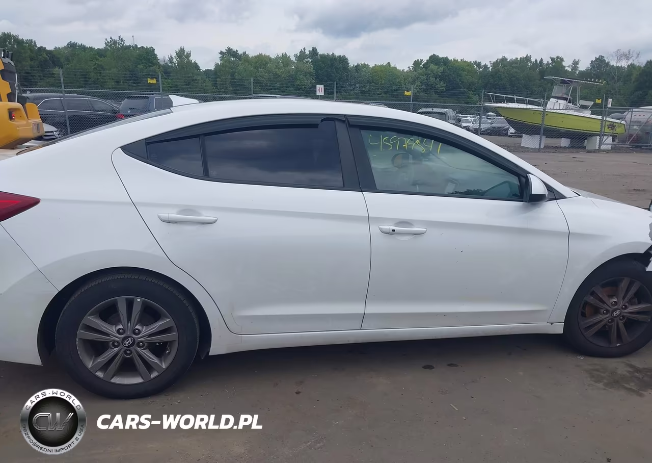 2017 Hyundai Elantra Value Edition VIN:5NPD84LFXHH133204 - 13