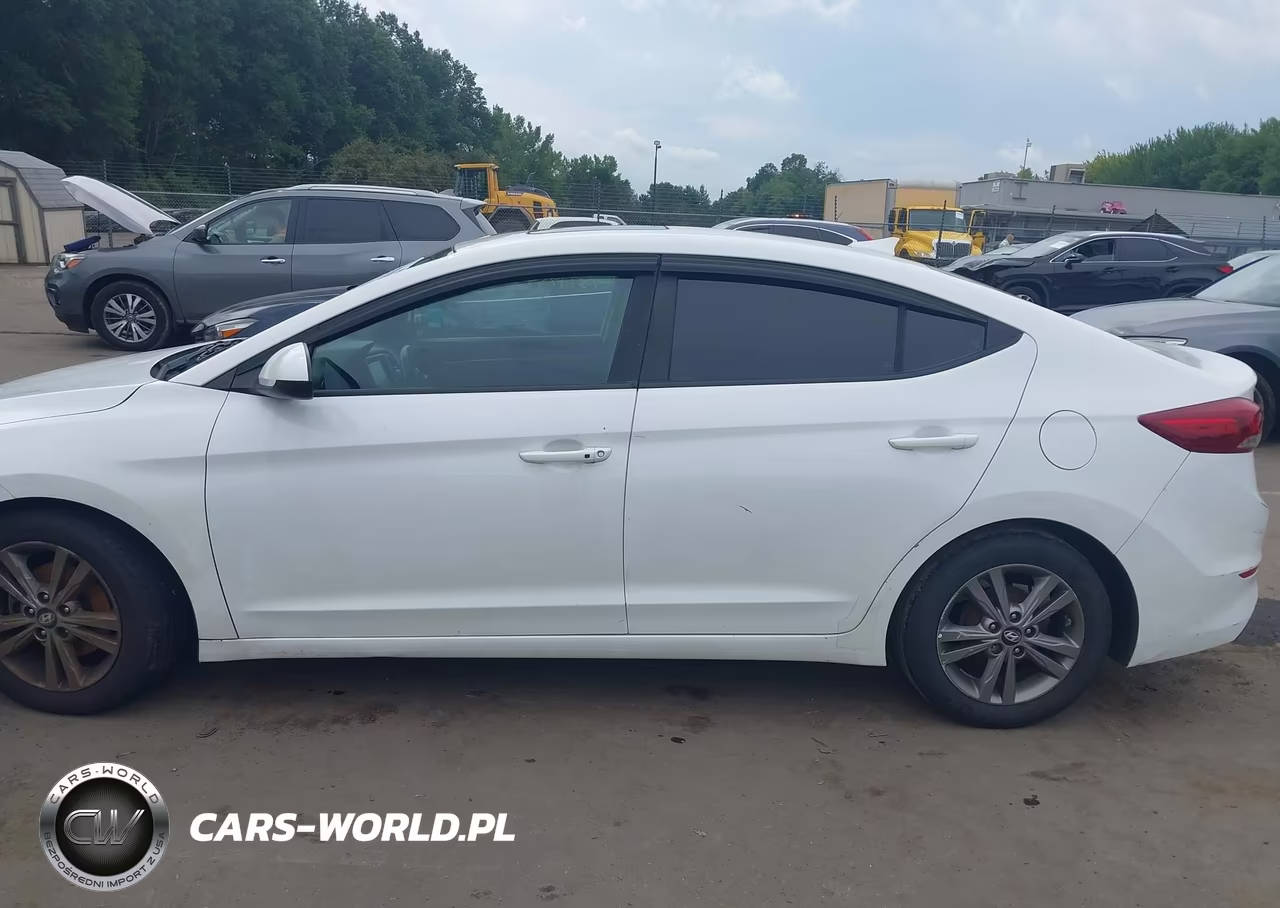 2017 Hyundai Elantra Value Edition VIN:5NPD84LFXHH133204 - 14