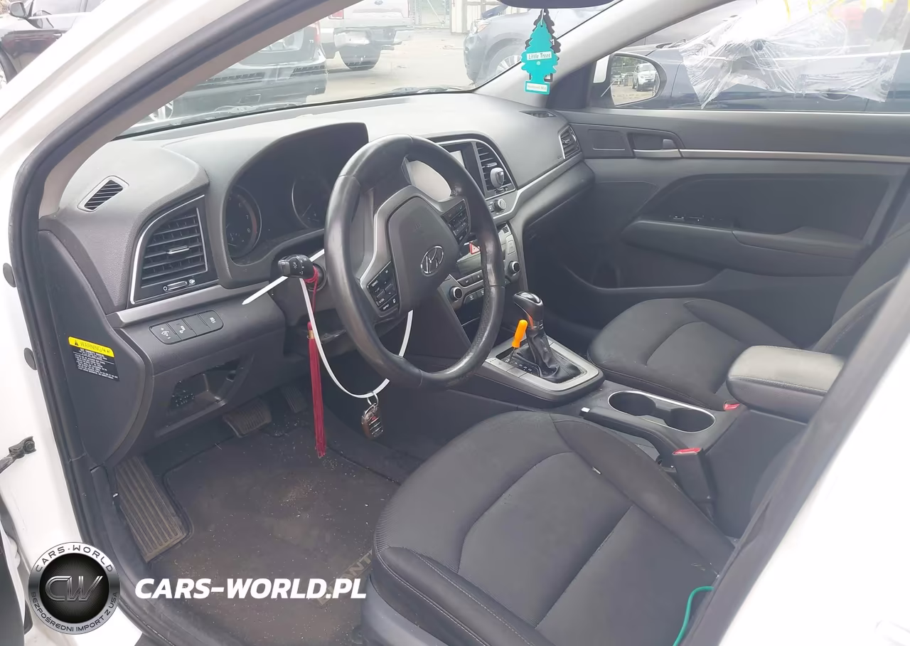 2017 Hyundai Elantra Value Edition VIN:5NPD84LFXHH133204 - 5
