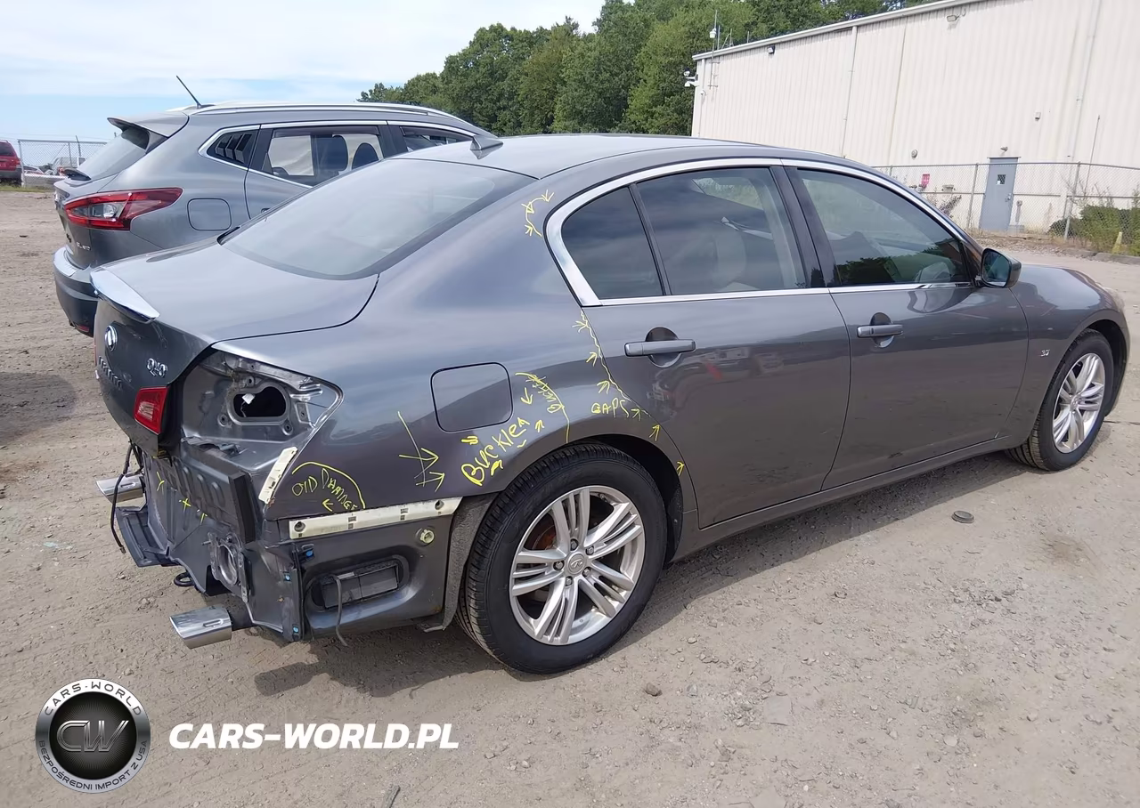 2015 Infiniti Q40 VIN:JN1CV6AR2FM521417 - 4