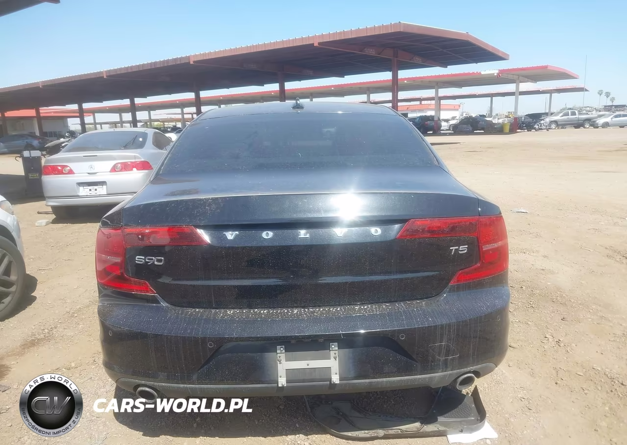 2018 Volvo S90 T5 Momentum VIN:LVY982AK6JP019259 - 16