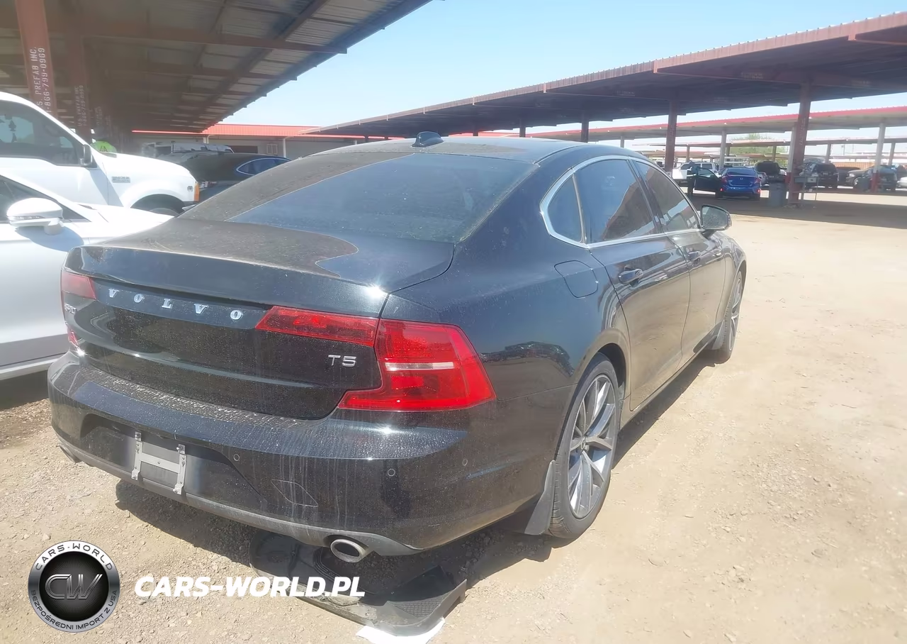 2018 Volvo S90 T5 Momentum VIN:LVY982AK6JP019259 - 4