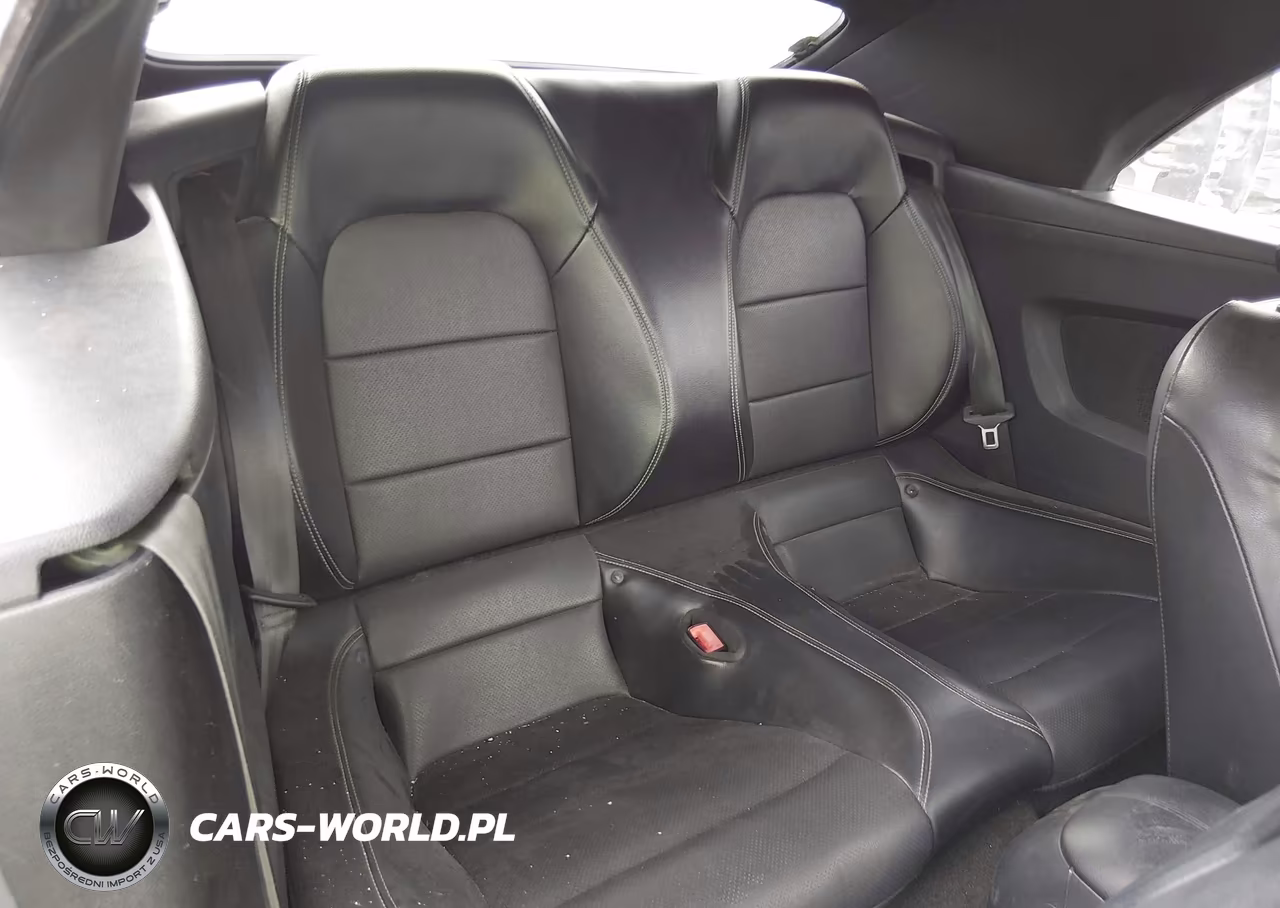 2018 Ford Mustang Ecoboost Premium VIN:1FATP8UH3J5166465 - 8