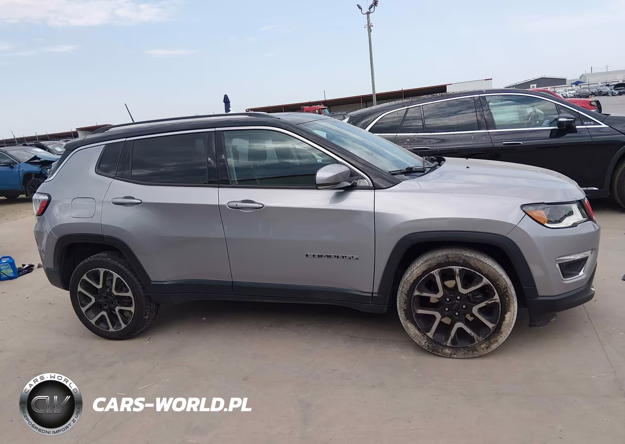 2018 Jeep Compass Limited 4X4 VIN:3C4NJDCB4JT245508 - 13