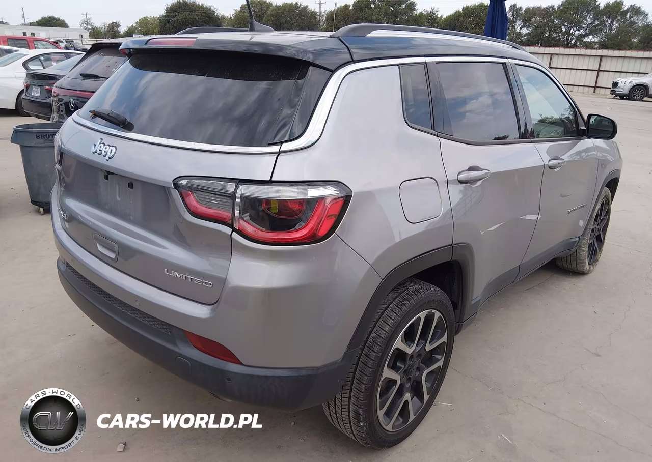2018 Jeep Compass Limited 4X4 VIN:3C4NJDCB4JT245508 - 4