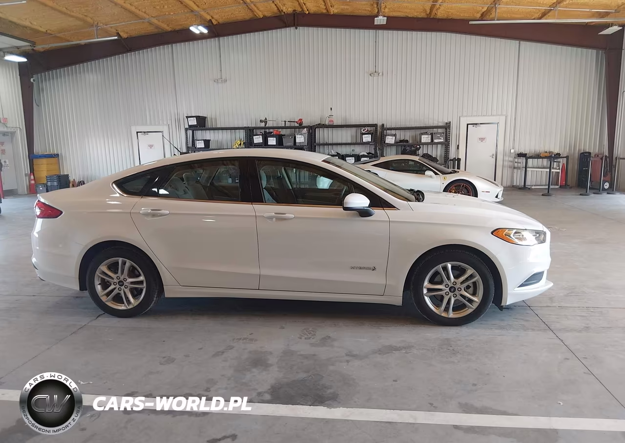 2018 Ford Fusion Hybrid S VIN:3FA6P0UU6JR273695 - 13