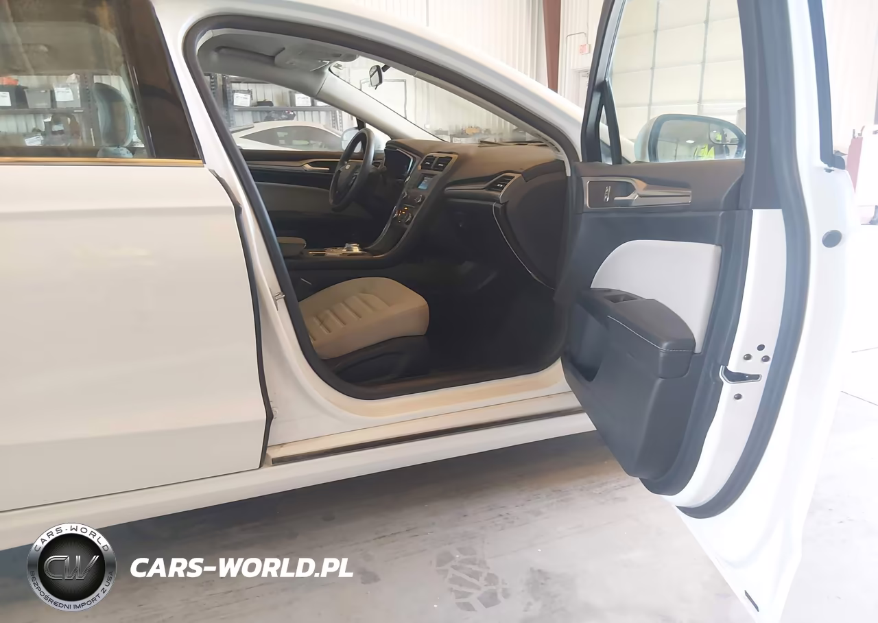 2018 Ford Fusion Hybrid S VIN:3FA6P0UU6JR273695 - 5