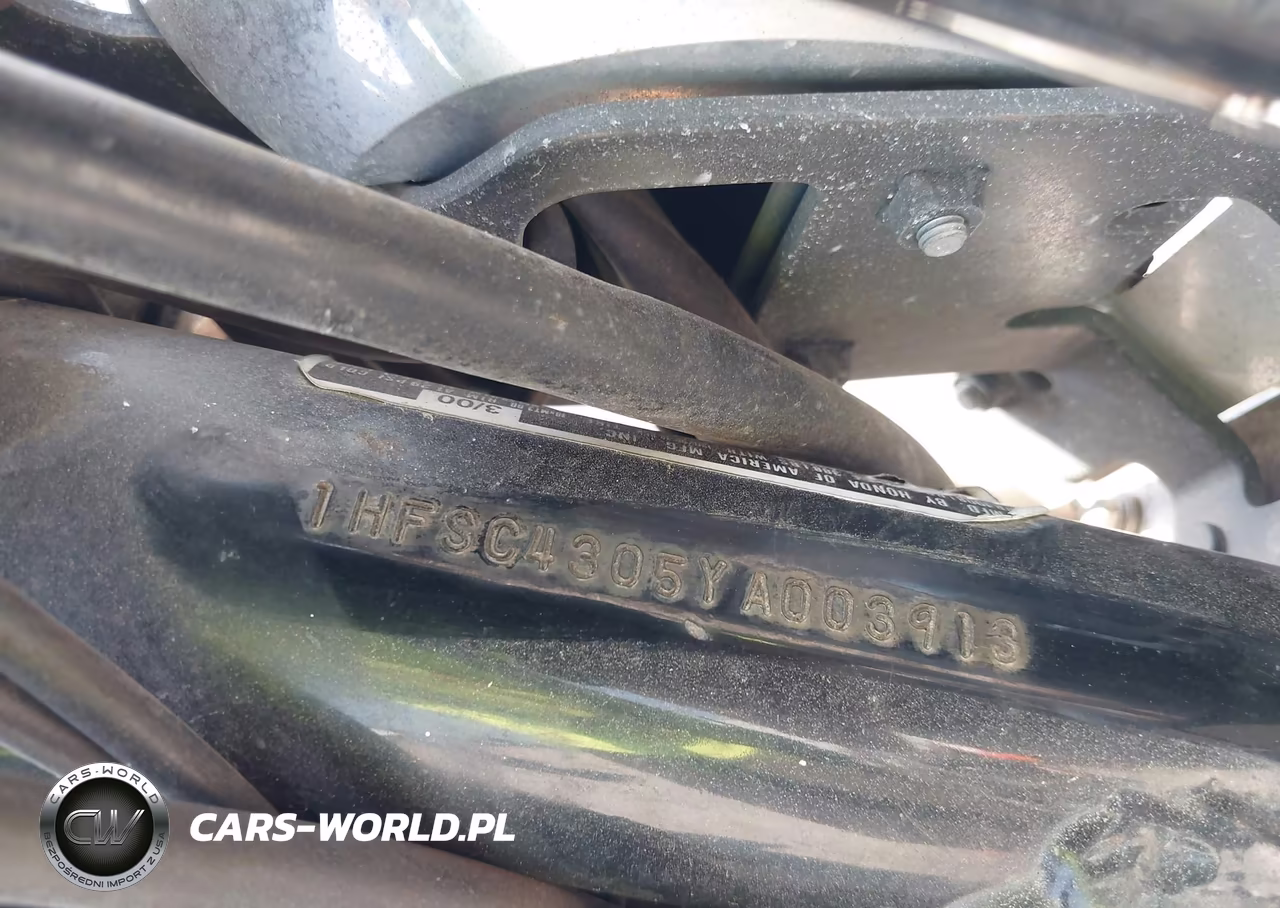 2000 Honda Vt1100 C2 VIN:1HFSC4305YA003913 - 10