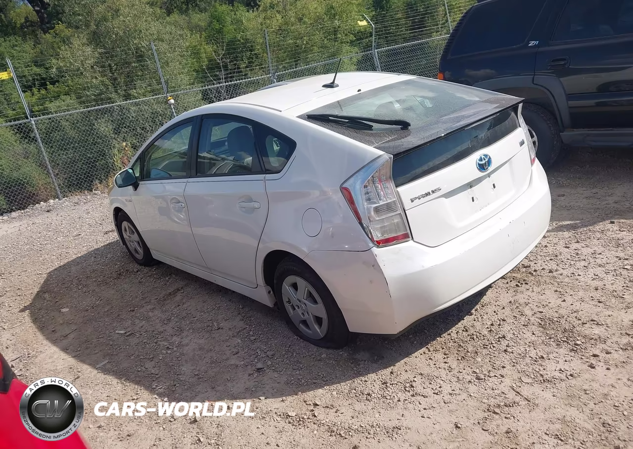 2011 Toyota Prius Four VIN:JTDKN3DU1B5342748 - 3