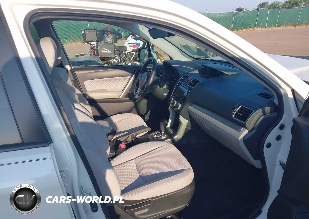 2017 Subaru Forester 2.5I Premium VIN:JF2SJAEC7HH523626 - 5