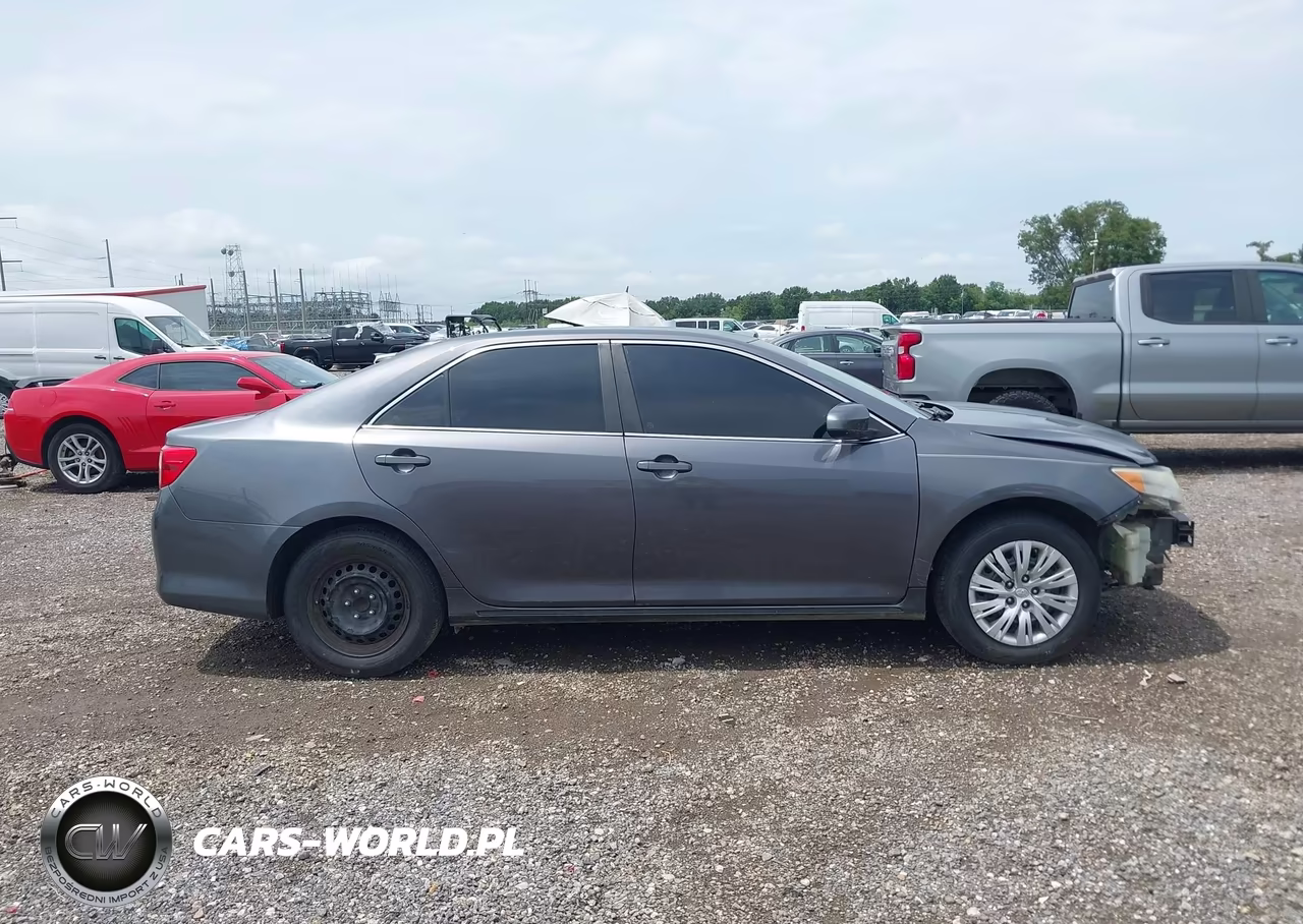 2013 Toyota Camry Le VIN:4T1BF1FK0DU642024 - 14