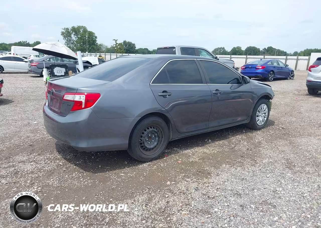 2013 Toyota Camry Le VIN:4T1BF1FK0DU642024 - 4