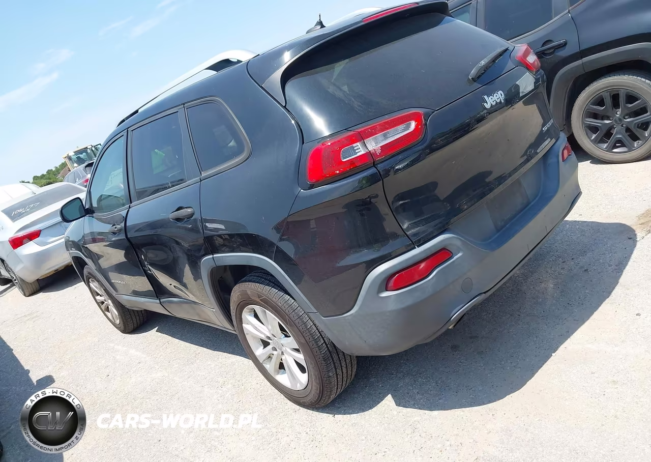 2015 Jeep Cherokee Sport VIN:1C4PJLAB4FW611829 - 3