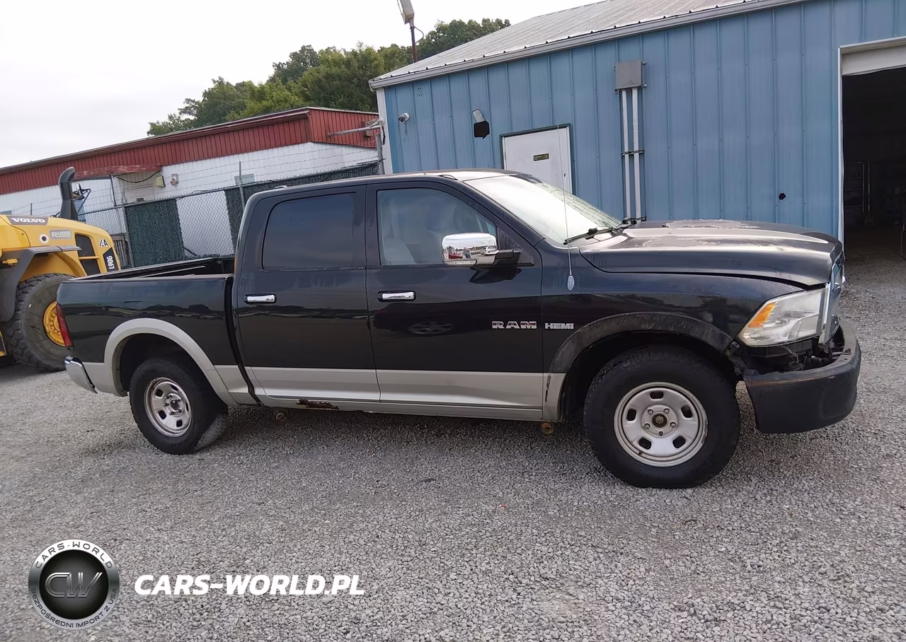 2010 Dodge Ram 1500 Laramie VIN:1D7RV1CT0AS114127 - 13