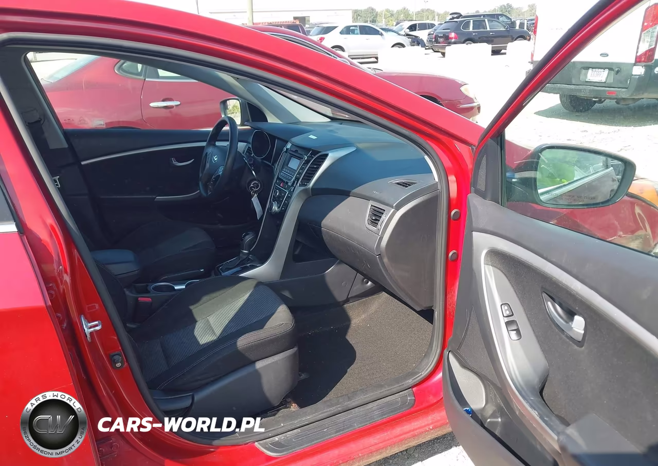2016 Hyundai Elantra Gt VIN:KMHD35LHXGU305348 - 5