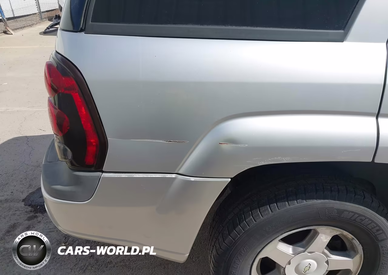 2005 Chevrolet Trailblazer Ls VIN:1GNDT13S752158317 - 6