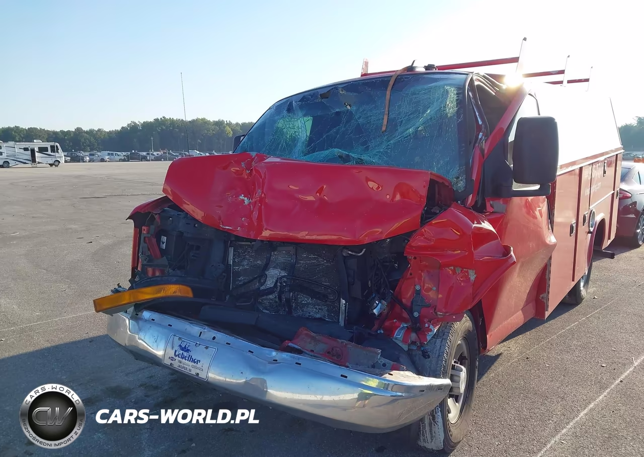 2019 Chevrolet Express Cutaway 4500 VIN:1GB0GRFG2K1246232 - 11