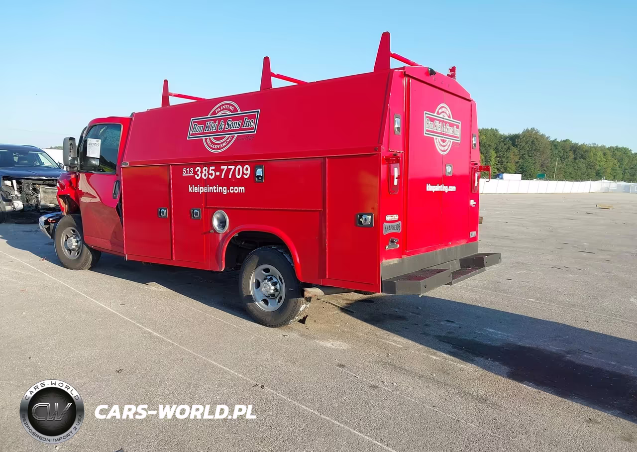 2019 Chevrolet Express Cutaway 4500 VIN:1GB0GRFG2K1246232 - 3