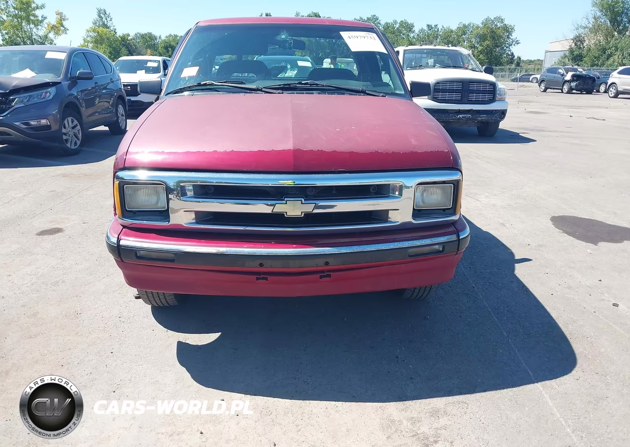 1996 Chevrolet S Truck S10 VIN:1GCCS1942T8144982 - 12