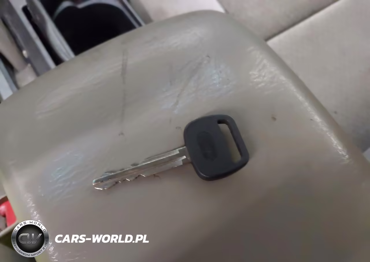 2003 Toyota Camry Le VIN:4T1BE32K43U220776 - 11