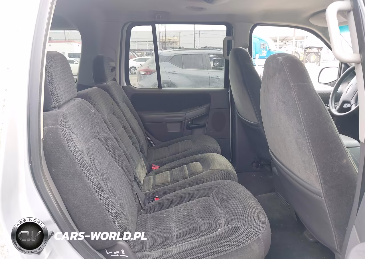 2002 Ford Explorer Xlt VIN:1FMZU73EX2UB70255 - 8