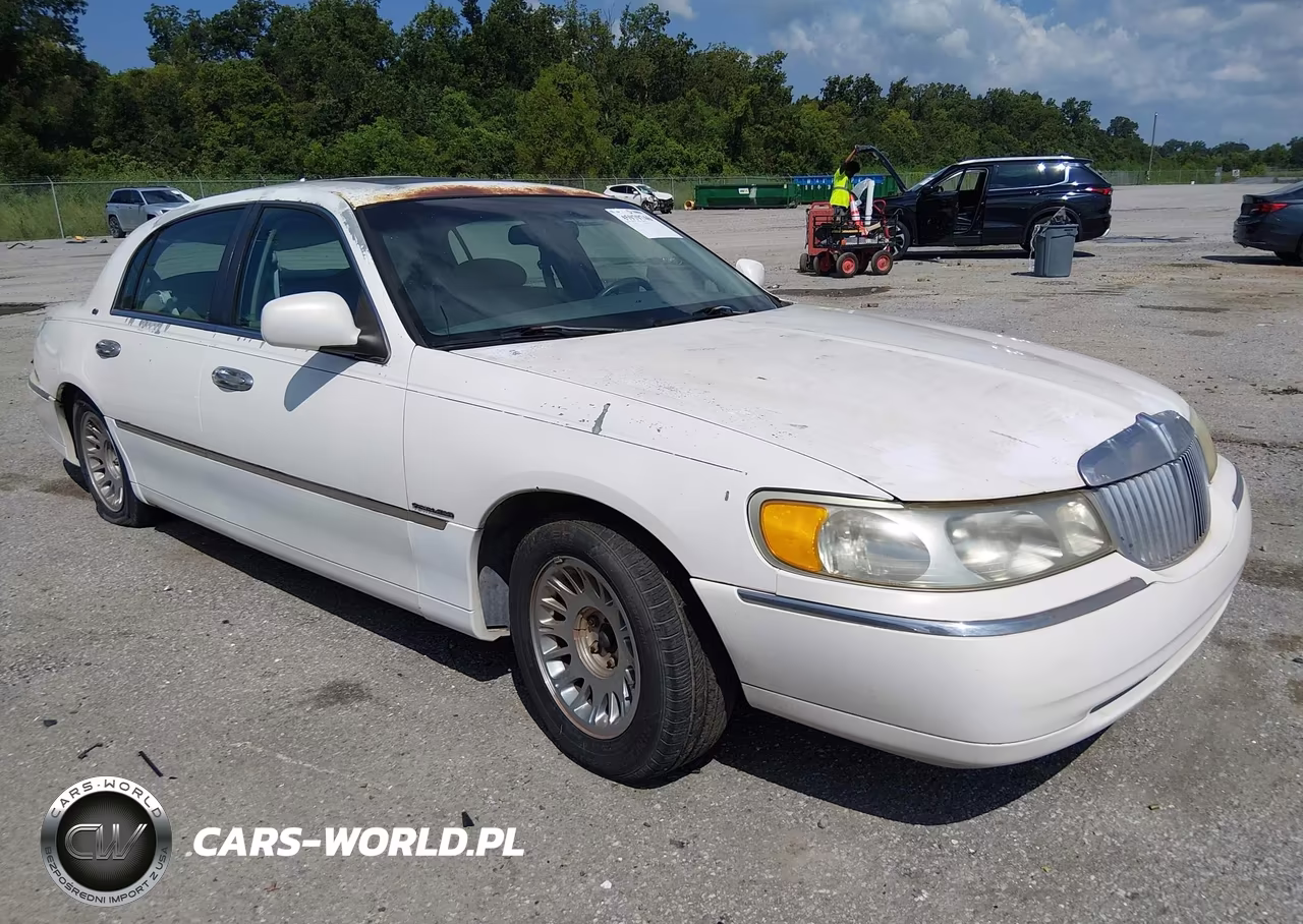 1998 Lincoln Town Car Cartier