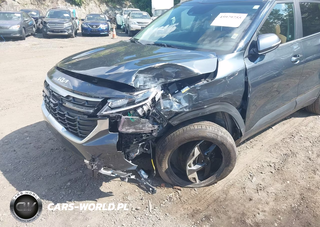 2025 Kia Seltos Ex VIN:KNDERCAA7S7802656 - 6
